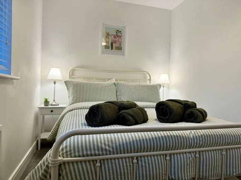 Harbourside - 2 Beds, Great Links To City Centre Barry Holiday home