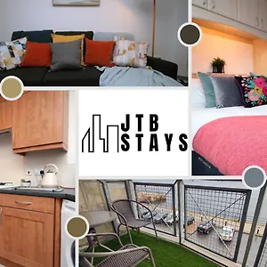 Fab 1-Bedroom✪Beach View✪Self Check-In✪W/ Parking✪ Barry